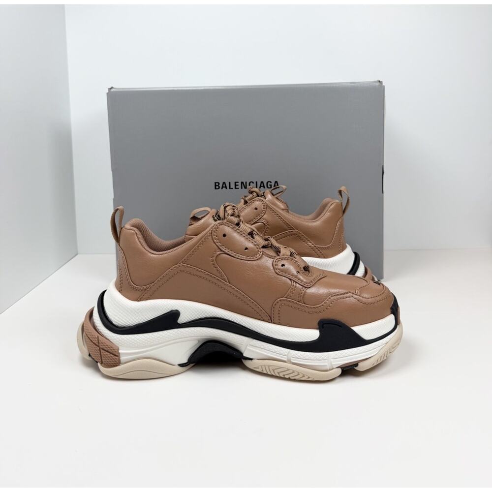 Size 40EU/7US- Balenciaga Triple S Sneaker Nude Beige🦂 NEW/RETAIL $1.1K! - Picture 5 of 10